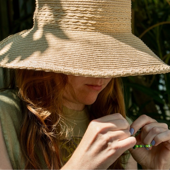 Meet your Posher, Geneva - Picture 1 of 11